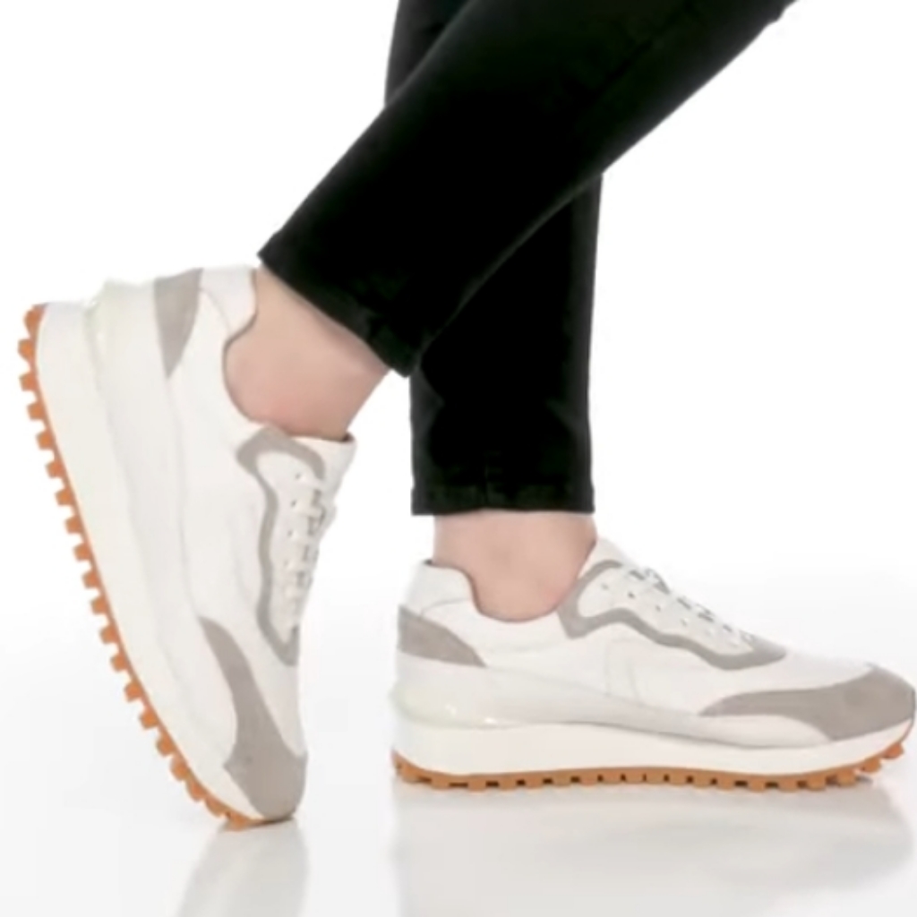 Blondo Usa Lois Sneaker